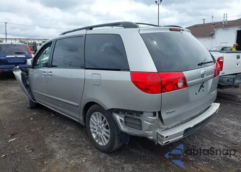 2007 Toyota Sienna Xle z USA, uszkodzony, nr VIN 5TDZK22C27S074919